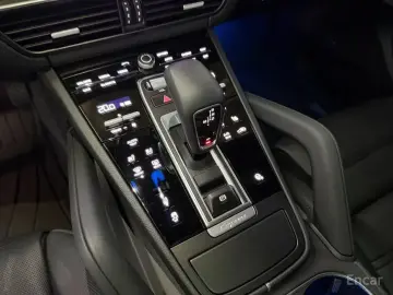 2021 Porsche Cayenne с пробегом 7 000 км