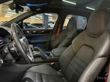 2021 Porsche Cayenne с пробегом 7 000 км