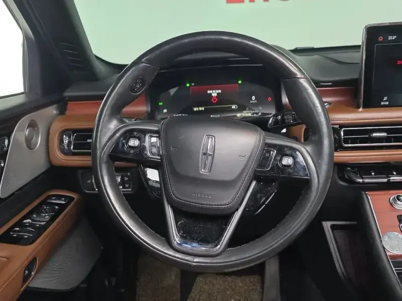 2021 Lincoln Aviator с пробегом 74 078 км