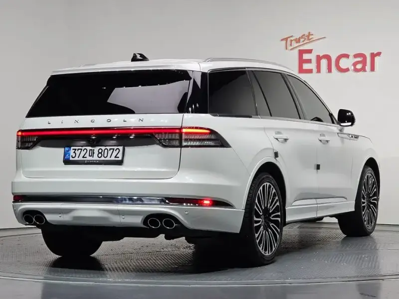 2025 Lincoln Aviator с пробегом 7 615 км
