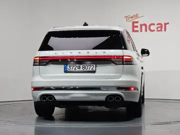 2025 Lincoln Aviator с пробегом 7 615 км