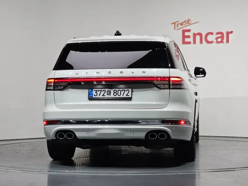 2025 Lincoln Aviator с пробегом 7 615 км
