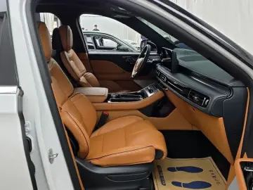 2025 Lincoln Aviator с пробегом 7 615 км
