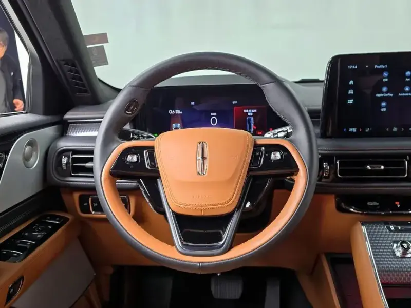 2025 Lincoln Aviator с пробегом 7 615 км