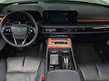 2025 Lincoln Aviator с пробегом 19 118 км