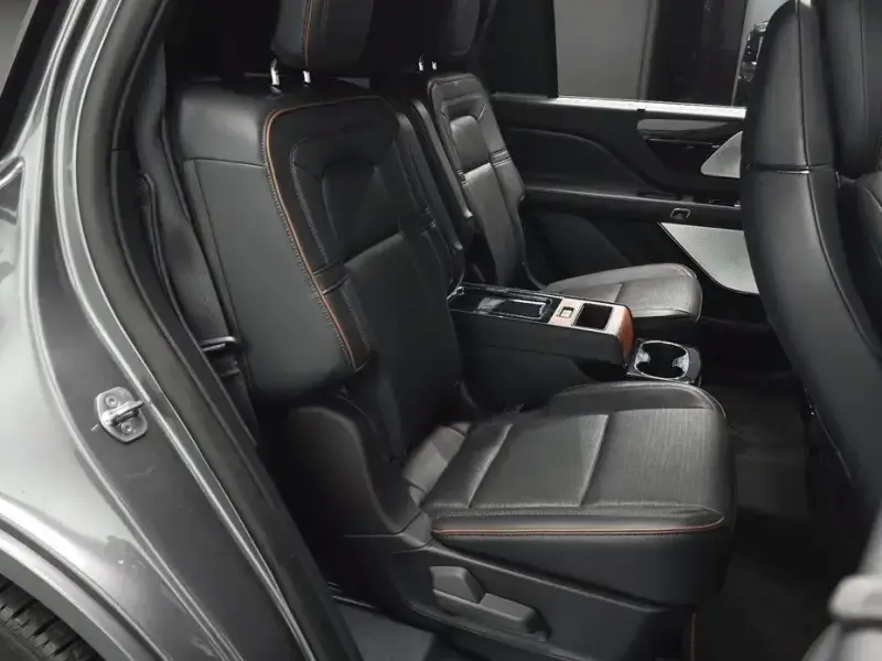 2025 Lincoln Aviator с пробегом 19 118 км