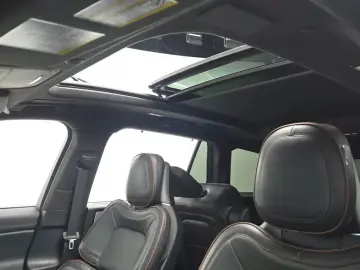 2025 Lincoln Aviator с пробегом 19 118 км
