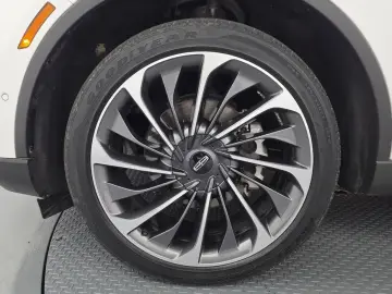 2021 Lincoln Aviator с пробегом 73 203 км