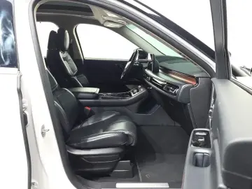 2021 Lincoln Aviator с пробегом 73 203 км