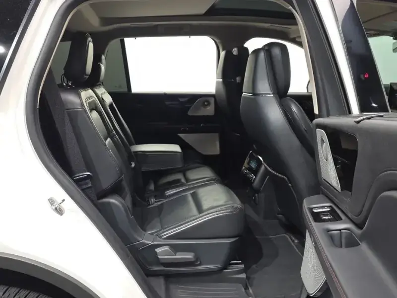 2021 Lincoln Aviator с пробегом 73 203 км