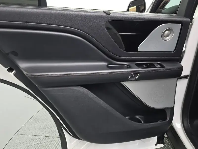 2021 Lincoln Aviator с пробегом 73 203 км