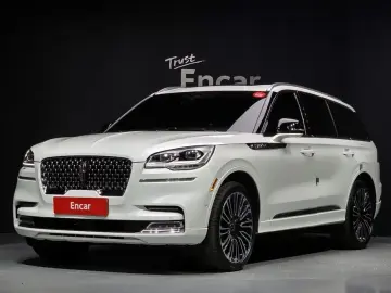 2023 Lincoln Aviator с пробегом 27 272 км