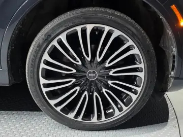 2022 Lincoln Aviator с пробегом 63 977 км