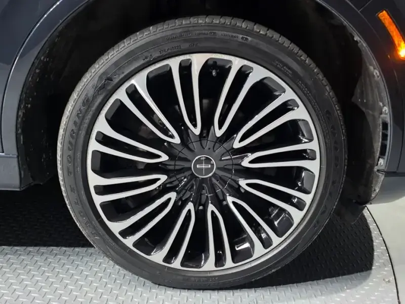 2022 Lincoln Aviator с пробегом 63 977 км