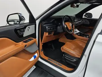 2020 Lincoln Aviator с пробегом 92 962 км