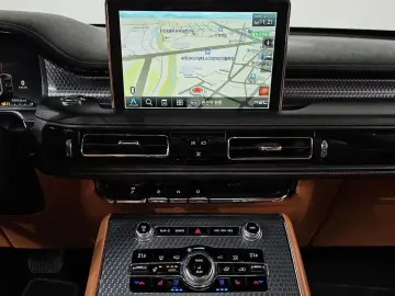 2020 Lincoln Aviator с пробегом 92 962 км