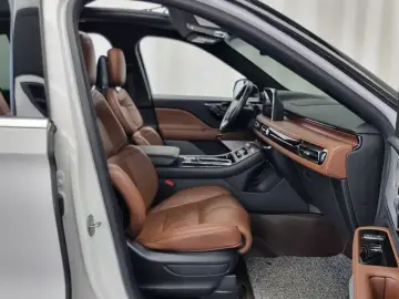 2023 Lincoln Aviator с пробегом 22 773 км