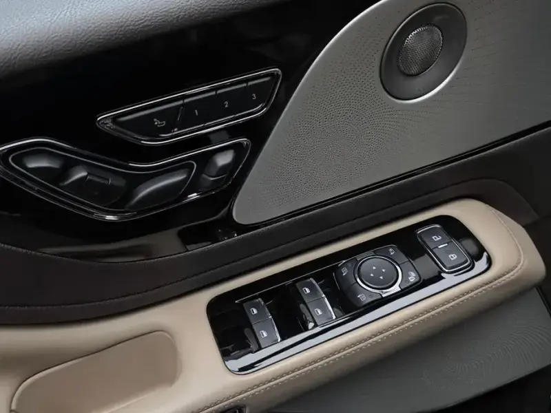 2020 Lincoln Aviator с пробегом 157 027 км