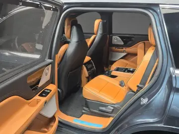 2021 Lincoln Aviator с пробегом 21 016 км