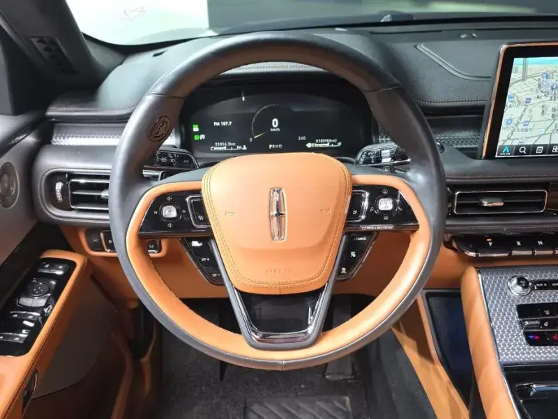2021 Lincoln Aviator с пробегом 21 016 км
