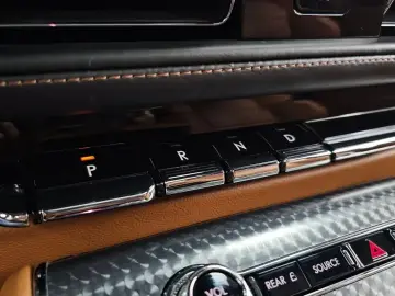 2020 Lincoln Aviator с пробегом 77 668 км