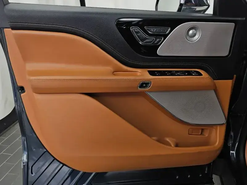 2020 Lincoln Aviator с пробегом 77 668 км