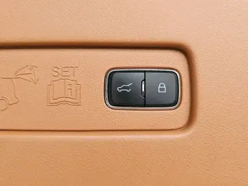 2020 Lincoln Aviator с пробегом 77 668 км