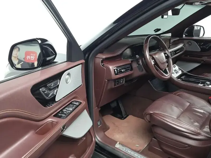 2023 Lincoln Aviator с пробегом 43 883 км