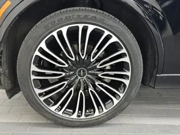 2020 Lincoln Aviator с пробегом 80 347 км