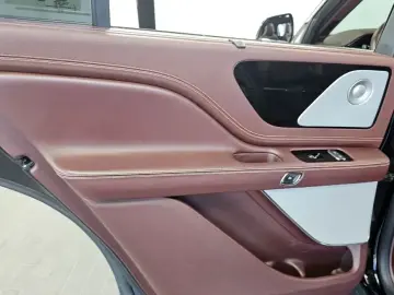 2020 Lincoln Aviator с пробегом 80 347 км