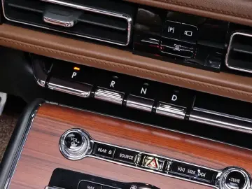 2021 Lincoln Aviator с пробегом 84 861 км