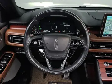 2021 Lincoln Aviator с пробегом 84 861 км