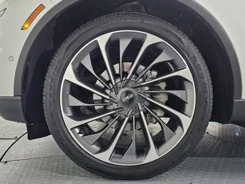 2023 Lincoln Aviator с пробегом 22 359 км