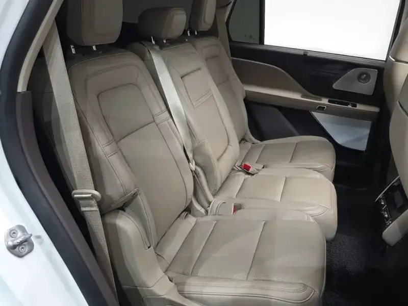 2023 Lincoln Aviator с пробегом 22 359 км