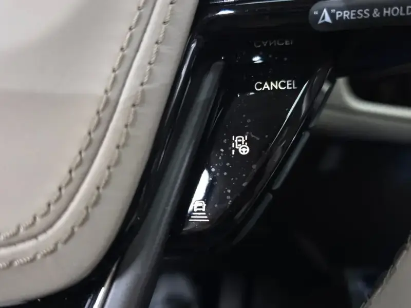 2023 Lincoln Aviator с пробегом 22 359 км
