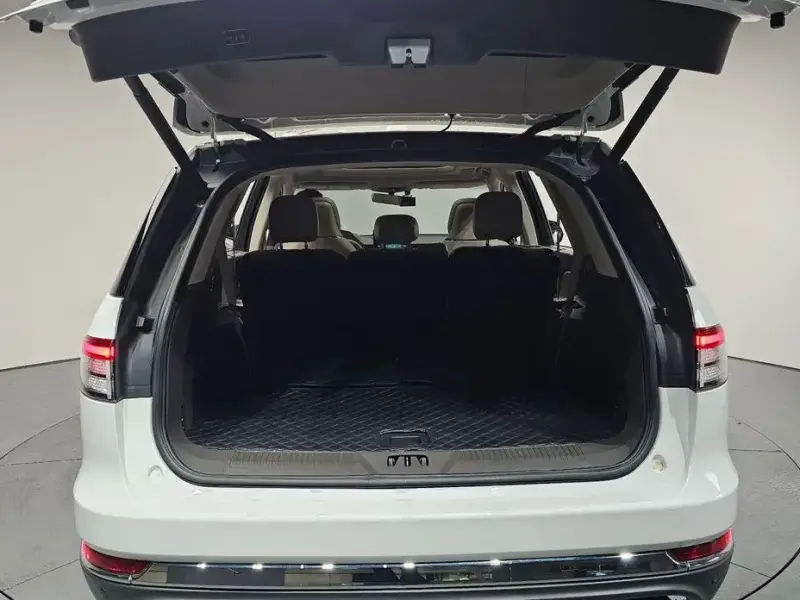2023 Lincoln Aviator с пробегом 22 359 км