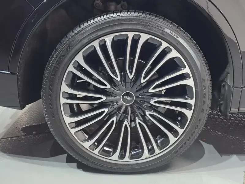 2021 Lincoln Aviator с пробегом 45 380 км