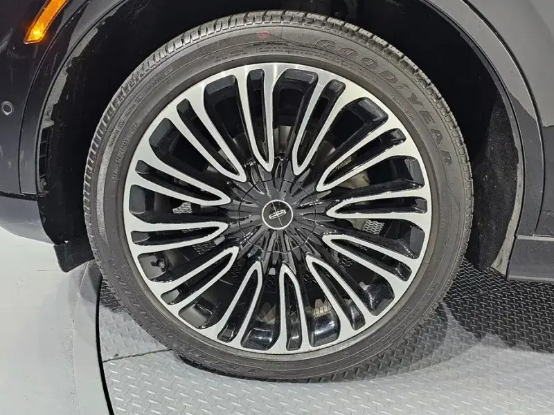 2021 Lincoln Aviator с пробегом 25 580 км
