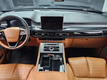 2021 Lincoln Aviator с пробегом 25 580 км