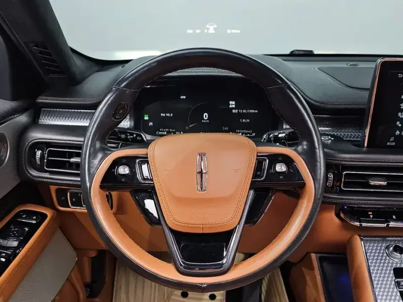 2022 Lincoln Aviator с пробегом 91 439 км
