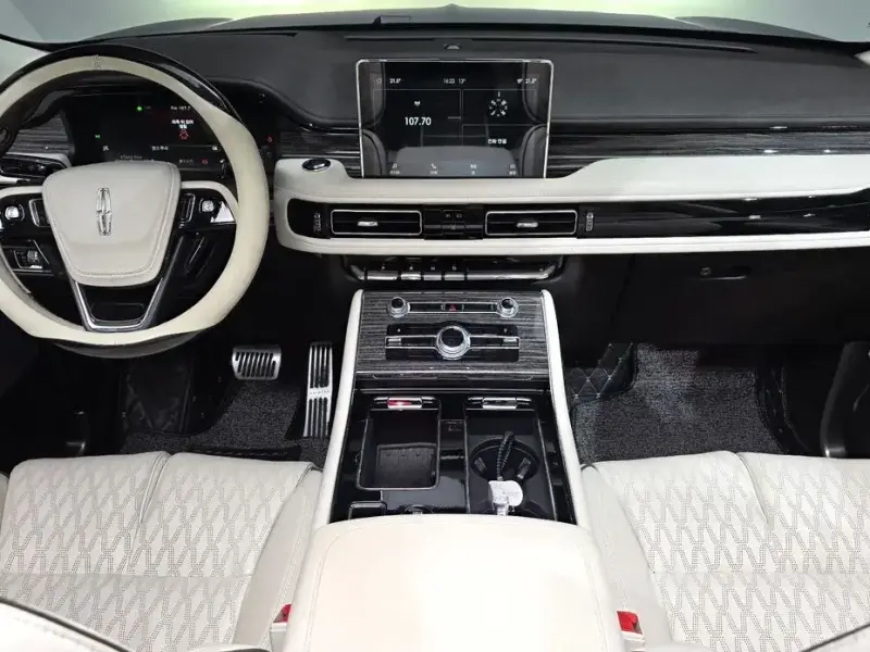 2020 Lincoln Aviator с пробегом 43 466 км