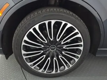 2022 Lincoln Aviator с пробегом 48 464 км