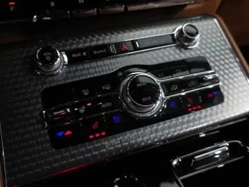 2022 Lincoln Aviator с пробегом 48 464 км