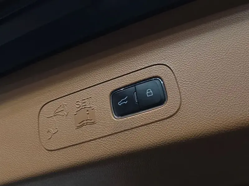 2022 Lincoln Aviator с пробегом 48 464 км