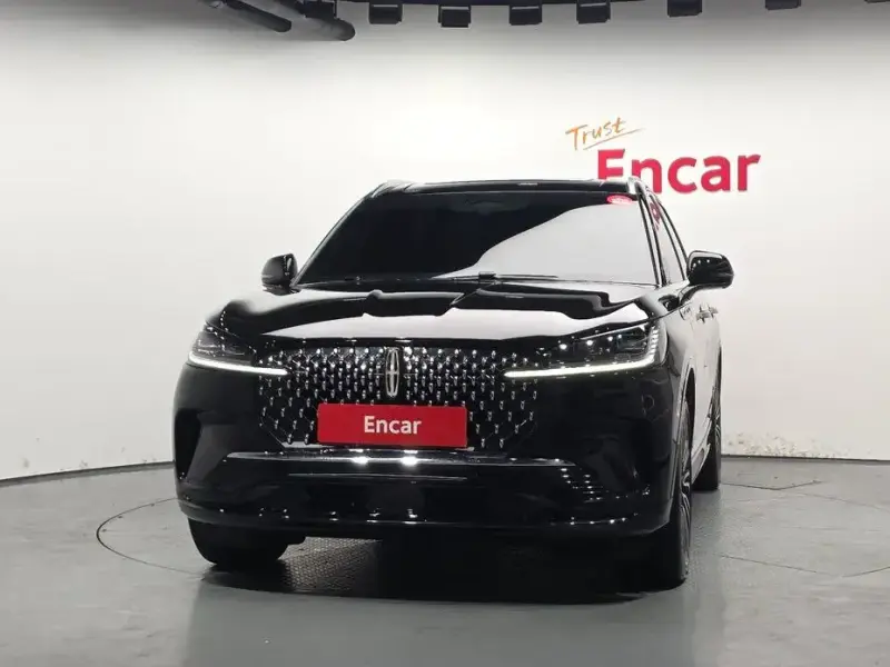 2025 Lincoln Aviator с пробегом 7 807 км