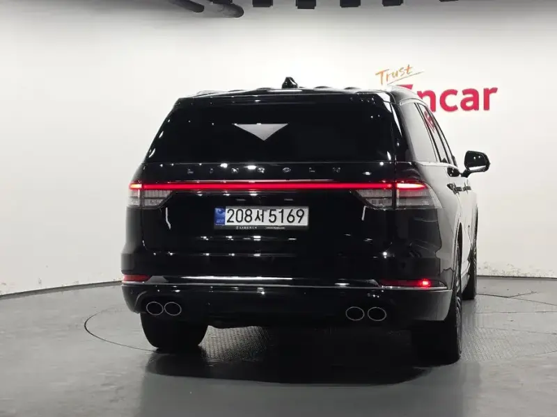 2025 Lincoln Aviator с пробегом 7 807 км