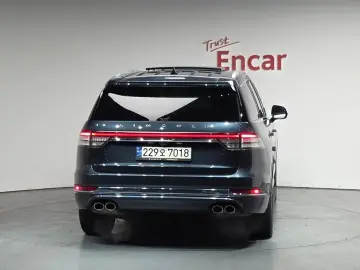 2023 Lincoln Aviator с пробегом 40 358 км
