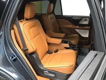 2023 Lincoln Aviator с пробегом 40 358 км