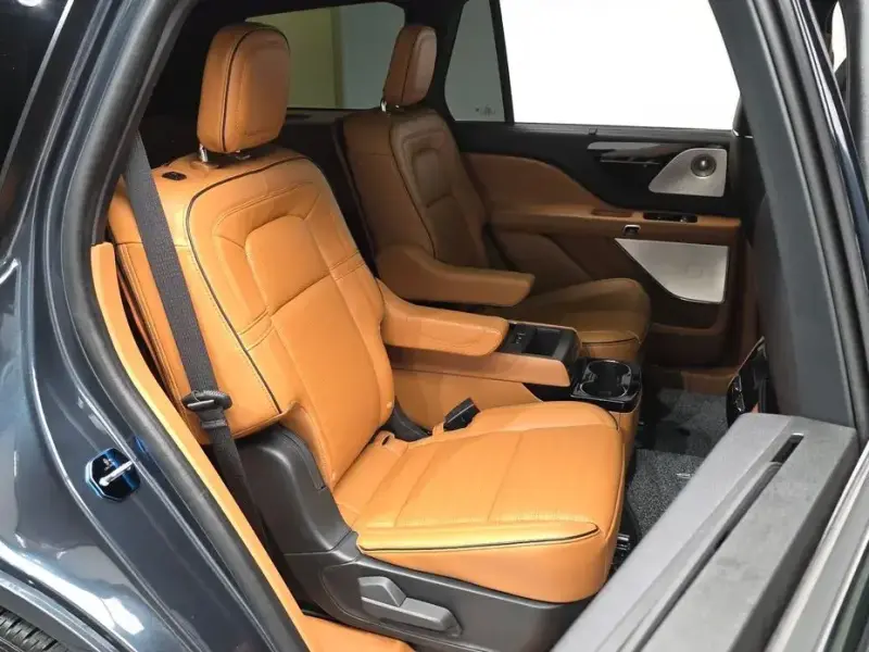 2023 Lincoln Aviator с пробегом 40 358 км