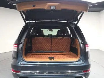 2023 Lincoln Aviator с пробегом 40 358 км